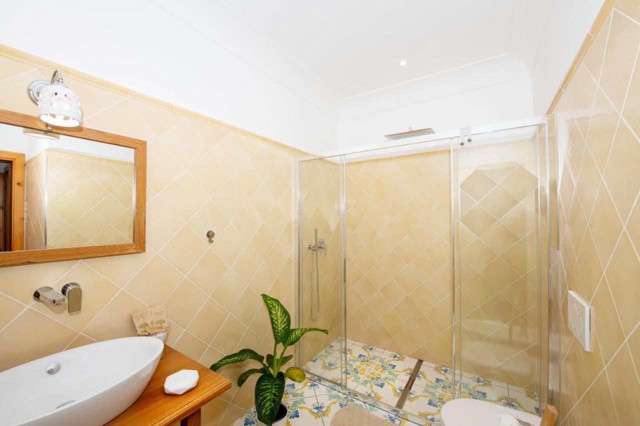 La Borragine Rooms Позитано Экстерьер фото