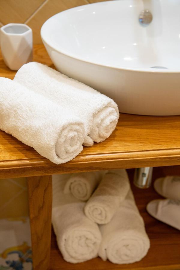 La Borragine Rooms Позитано Экстерьер фото